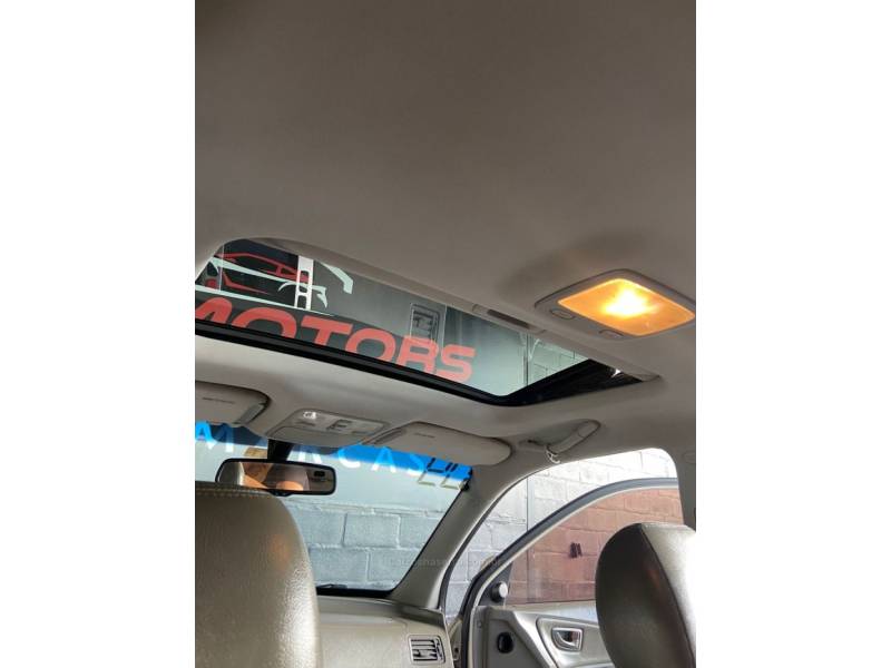 HYUNDAI - TUCSON - 2009/2009 - Prata - R$ 39.900,00