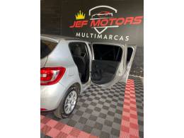 RENAULT - SANDERO - 2015/2015 - Prata - R$ 35.900,00