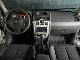 RENAULT - MÉGANE - 2008/2008 - Prata - R$ 21.900,00