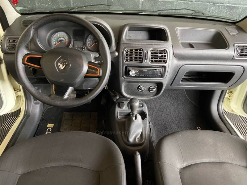RENAULT - CLIO - 2013/2013 - Branca - R$ 25.900,00