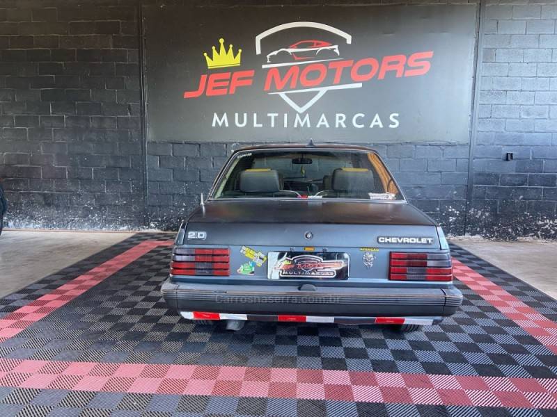 CHEVROLET - MONZA - 1987/1987 - Cinza - R$ 10.900,00