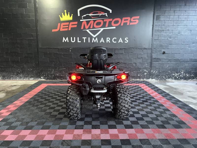 CAN-AM - SPARK - 2018/2018 - Vermelha - R$ 75.900,00
