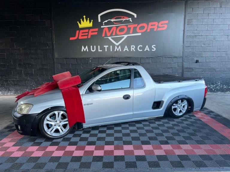 CHEVROLET - MONTANA - 2004/2004 - Prata - R$ 32.900,00