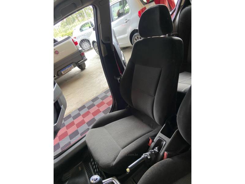 CHEVROLET - VECTRA - 2009/2009 - Vermelha - R$ 35.900,00