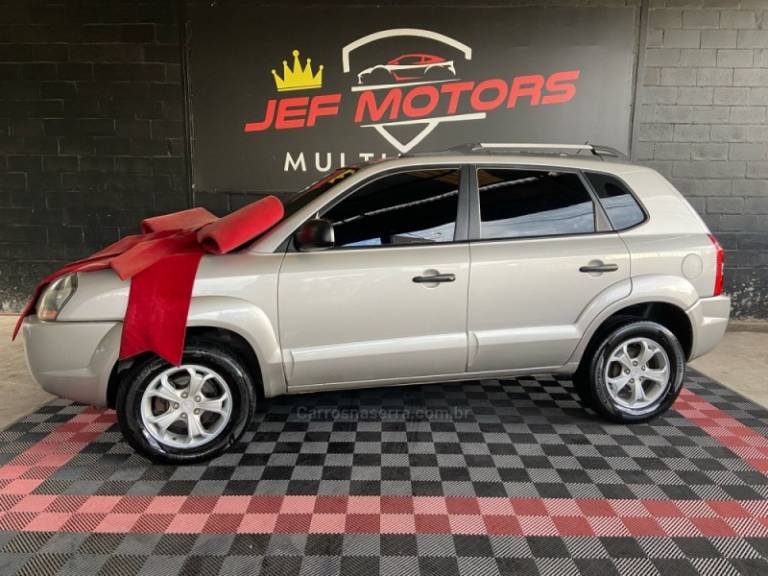 HYUNDAI - TUCSON - 2009/2009 - Prata - R$ 39.900,00