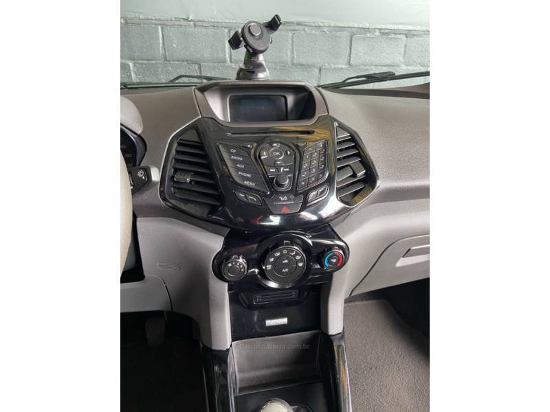 FORD - ECOSPORT - 2015/2015 - Vermelha - R$ 56.900,00