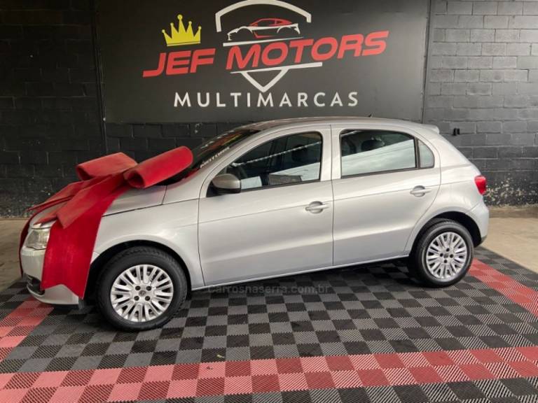 VOLKSWAGEN - GOL - 2013/2013 - Prata - R$ 33.900,00