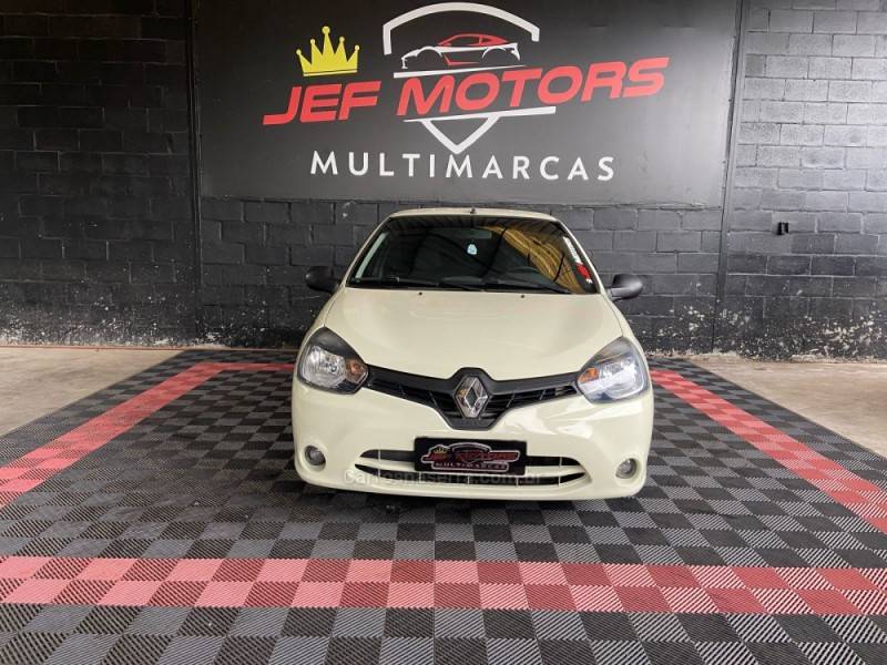 RENAULT - CLIO - 2013/2013 - Branca - R$ 25.900,00