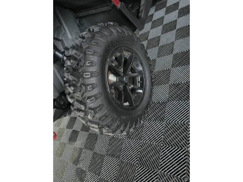 CAN-AM - SPARK - 2018/2018 - Vermelha - R$ 75.900,00