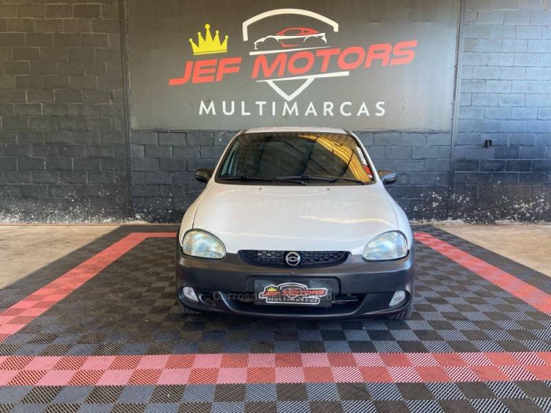CHEVROLET - CORSA - 1996/1996 - Branca - R$ 15.900,00