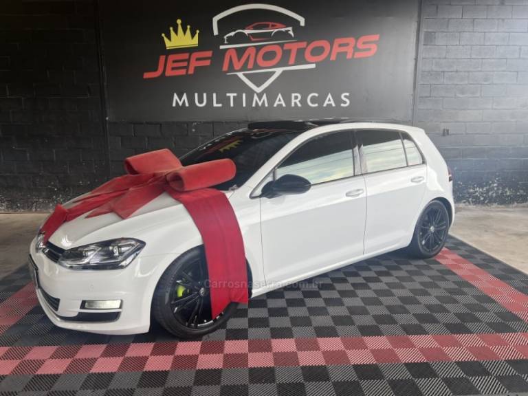 VOLKSWAGEN - GOLF - 2014/2014 - Branca - R$ 84.900,00