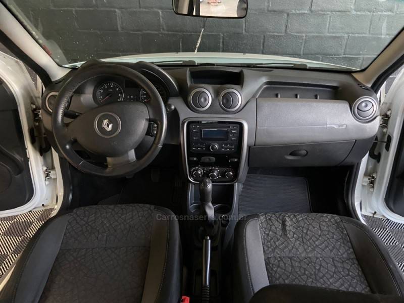 RENAULT - DUSTER - 2014/2015 - Branca - R$ 55.900,00