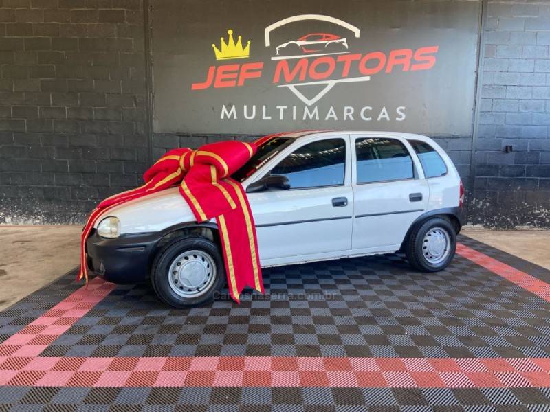 CHEVROLET - CORSA - 1996/1996 - Branca - R$ 15.900,00