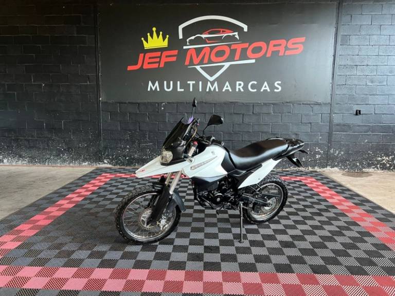 SHINERAY - 250CC - 2016/2016 - Branca - R$ 10.900,00