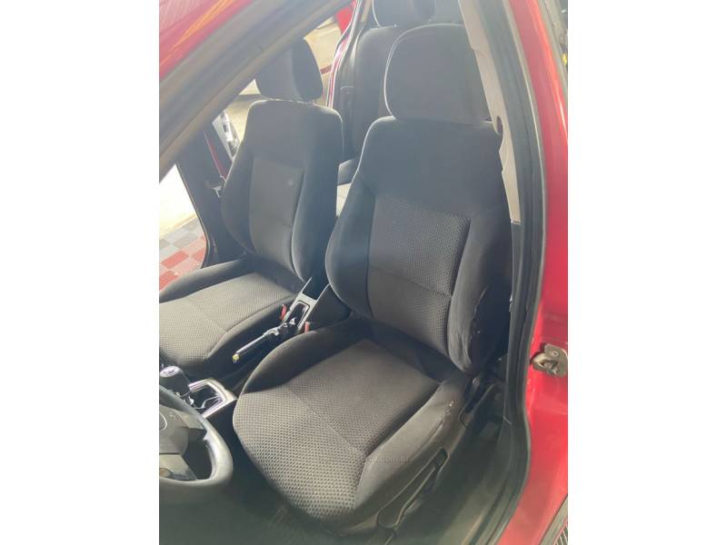 CHEVROLET - VECTRA - 2009/2009 - Vermelha - R$ 35.900,00