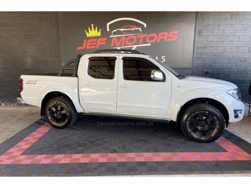 NISSAN - FRONTIER - 2014/2014 - Branca - R$ 104.900,00