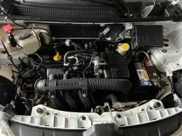RENAULT - KWID - 2017/2018 - Branca - R$ 39.900,00