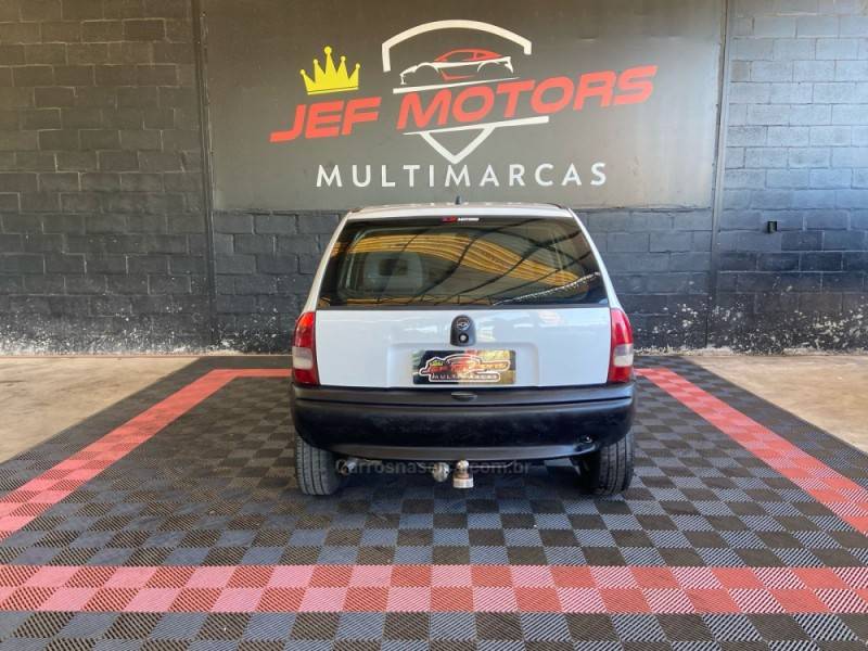 CHEVROLET - CORSA - 1996/1996 - Branca - R$ 15.900,00