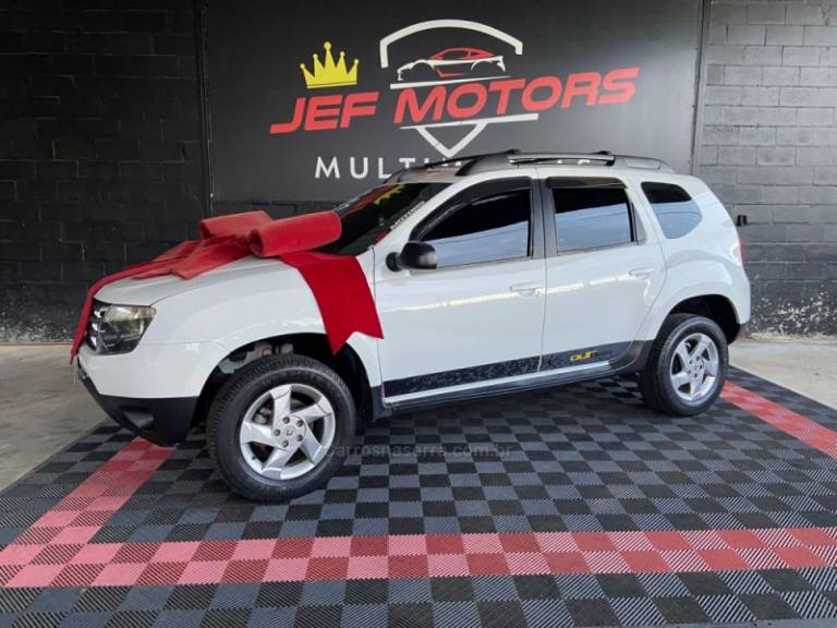 RENAULT - DUSTER - 2014/2015 - Branca - R$ 55.900,00