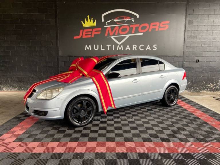 CHEVROLET - VECTRA - 2006/2006 - Prata - R$ 34.900,00