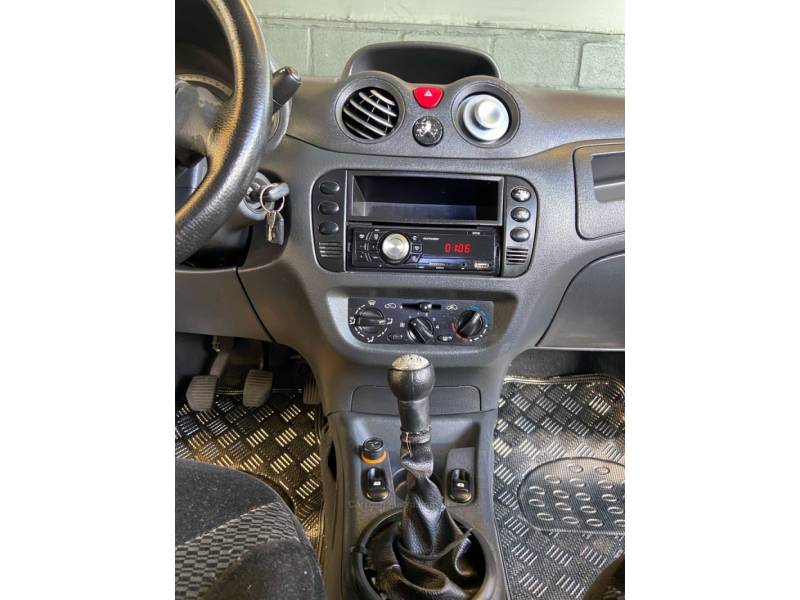 CITROËN - C3 - 2006/2006 - Prata - R$ 18.900,00