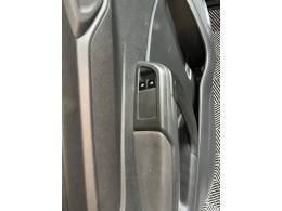 CHEVROLET - ONIX - 2014/2014 - Preta - R$ 43.900,00