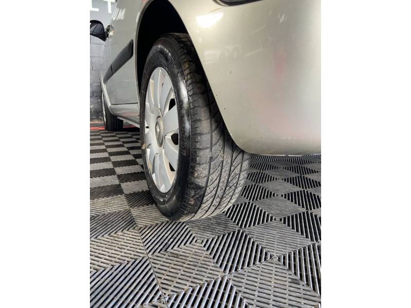 CITROËN - C3 - 2006/2006 - Prata - R$ 18.900,00