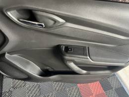CHEVROLET - ONIX - 2014/2014 - Preta - R$ 43.900,00