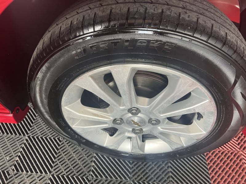 CHEVROLET - PRISMA - 2014/2014 - Vermelha - R$ 49.900,00