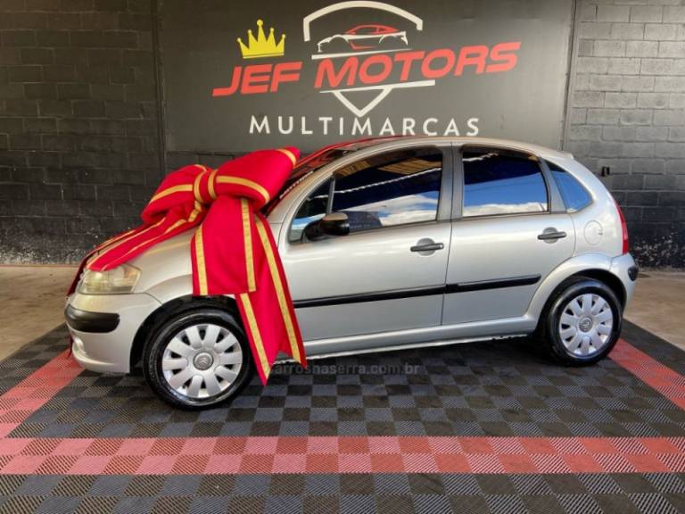 CITROËN - C3 - 2006/2006 - Prata - R$ 18.900,00