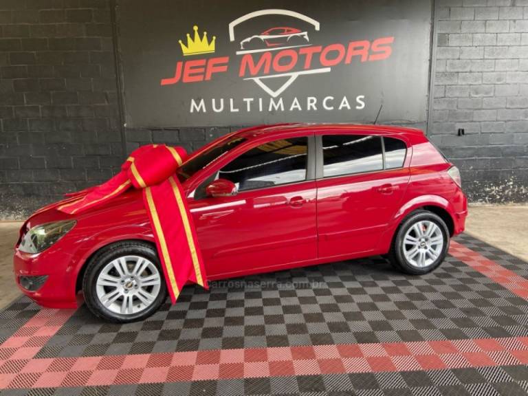 CHEVROLET - VECTRA - 2009/2009 - Vermelha - R$ 35.900,00