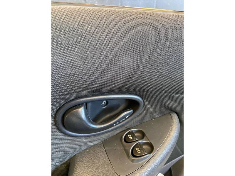 FIAT - SIENA - 2010/2010 - Branca - R$ 26.900,00