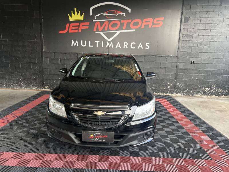 CHEVROLET - ONIX - 2014/2014 - Preta - R$ 43.900,00