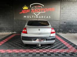 RENAULT - MÉGANE - 2008/2008 - Prata - R$ 21.900,00