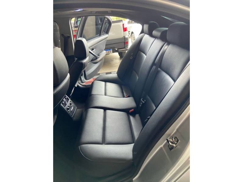BMW - 320I - 2007/2007 - Cinza - R$ 55.900,00