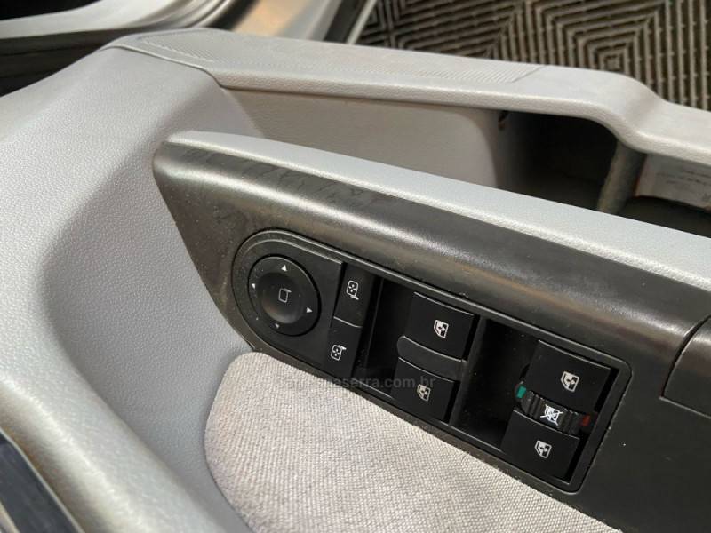 CHEVROLET - VECTRA - 2006/2006 - Prata - R$ 34.900,00