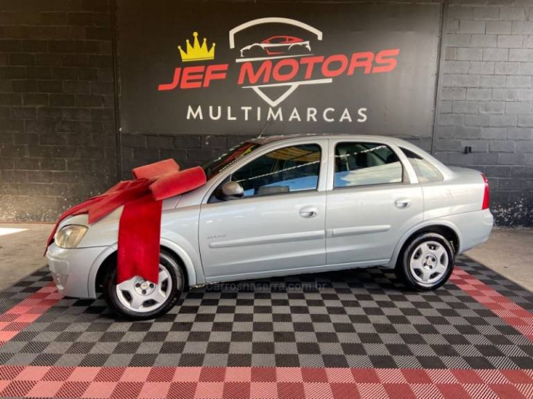 CHEVROLET - CORSA - 2005/2005 - Cinza - R$ 22.900,00