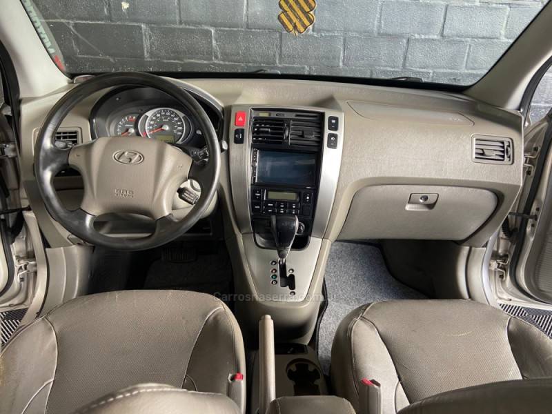 HYUNDAI - TUCSON - 2009/2009 - Prata - R$ 39.900,00