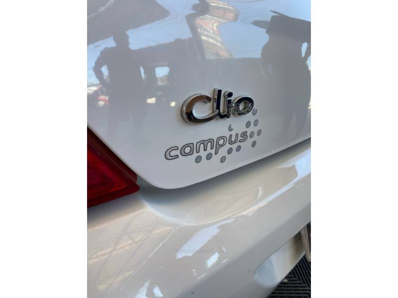 RENAULT - CLIO - 2009/2009 - Branca - R$ 23.900,00